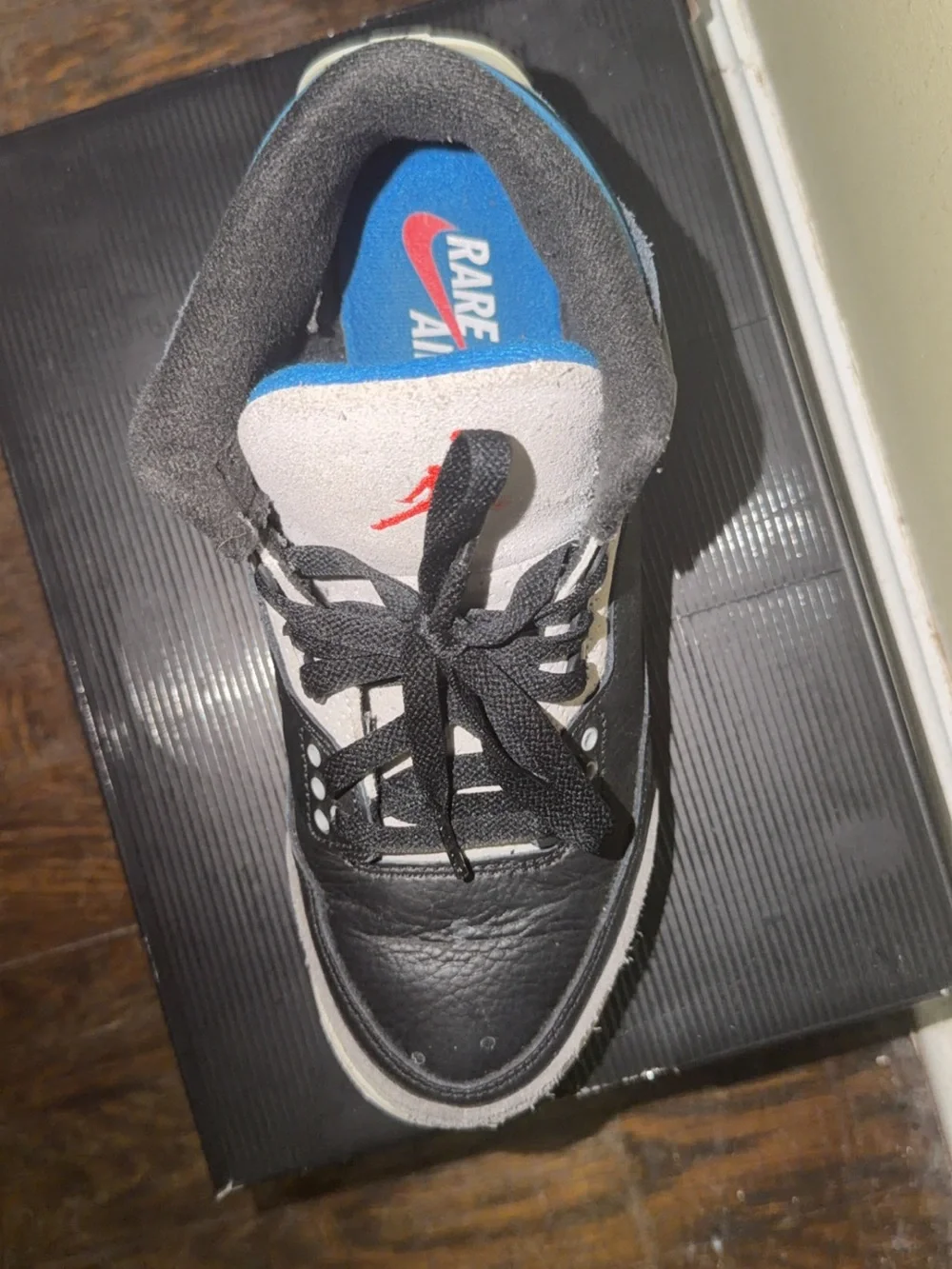 Jordan Black and White Sneakers with Blue Heel